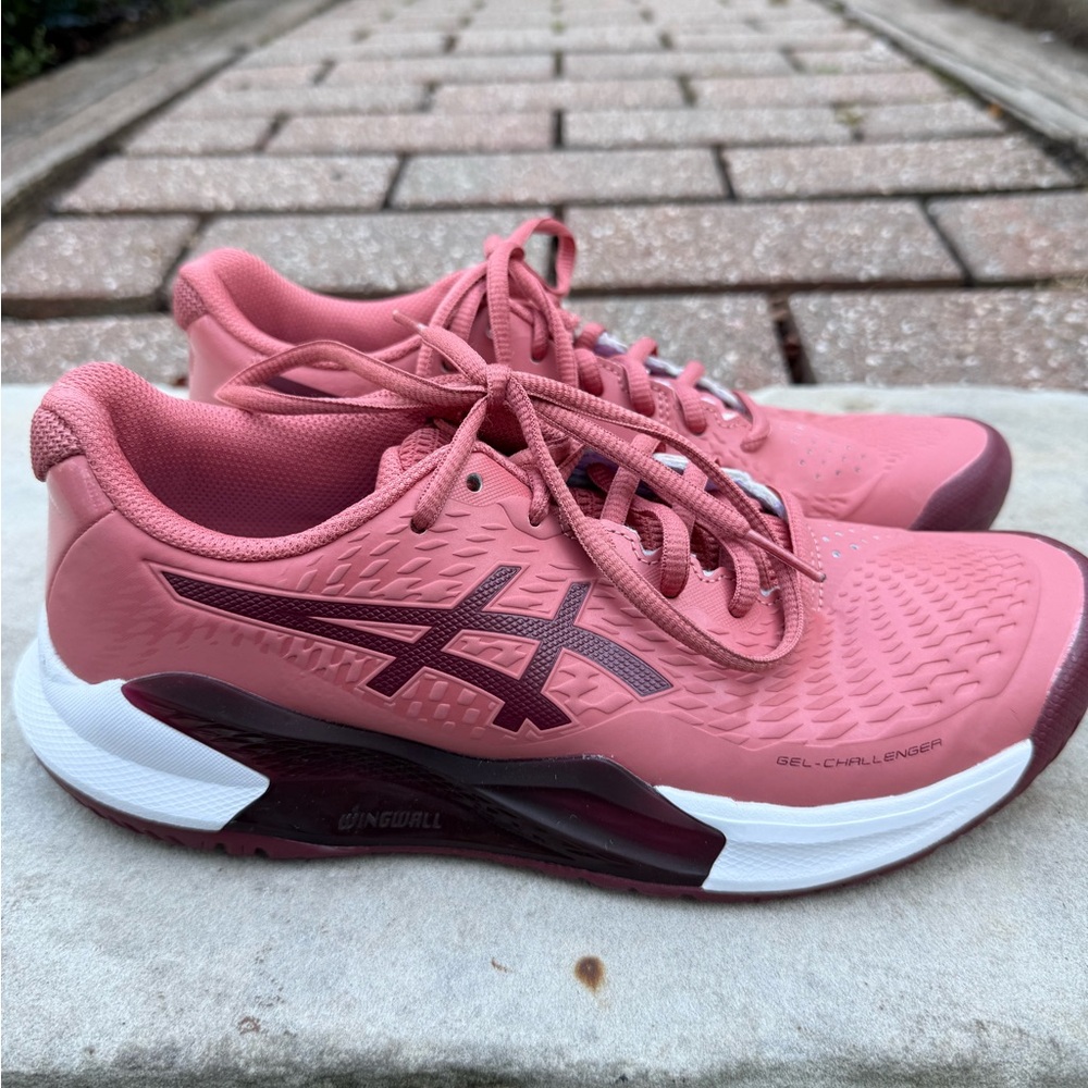 ASICS Women's Gel Challenger Tennis 7.5